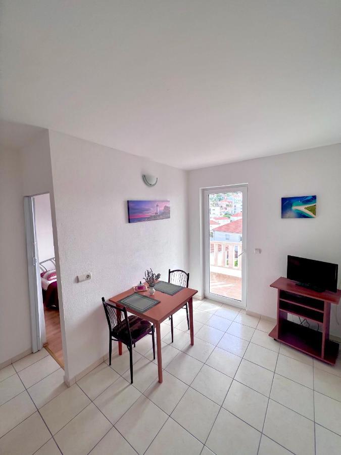 Apartments Mdk Kate Trogir Exteriör bild